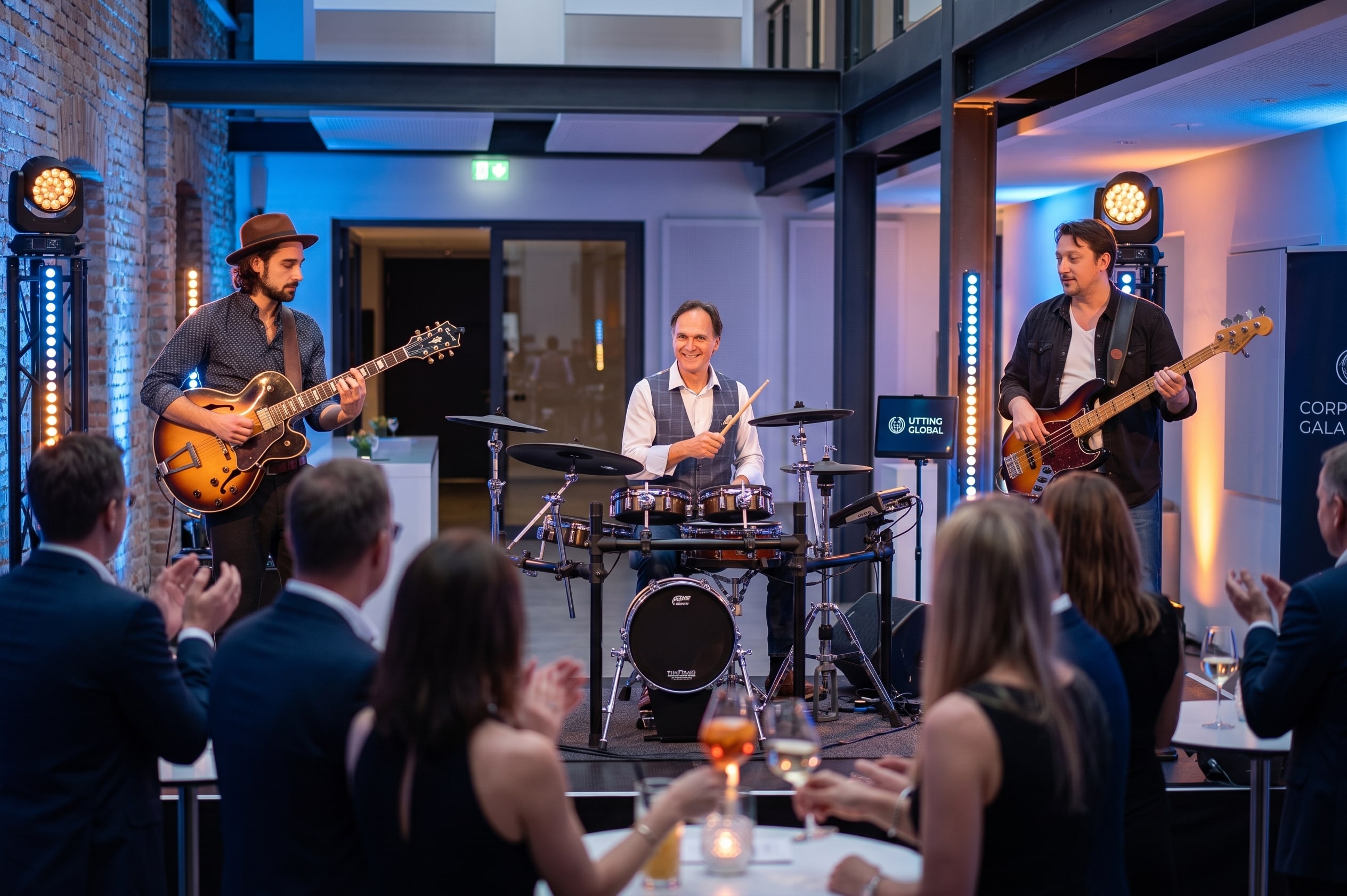 Moritz Kinker Band – Live Musik für Hochzeiten, Feiern und Events im Allgäu, header slider Hintergrund Firmenevent